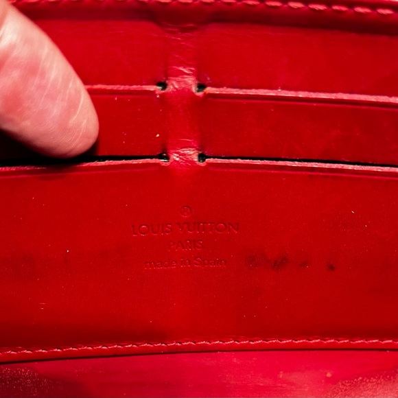Louis Vuitton cherry red Vernis clutch zippy wallet - Picture 9 of 14